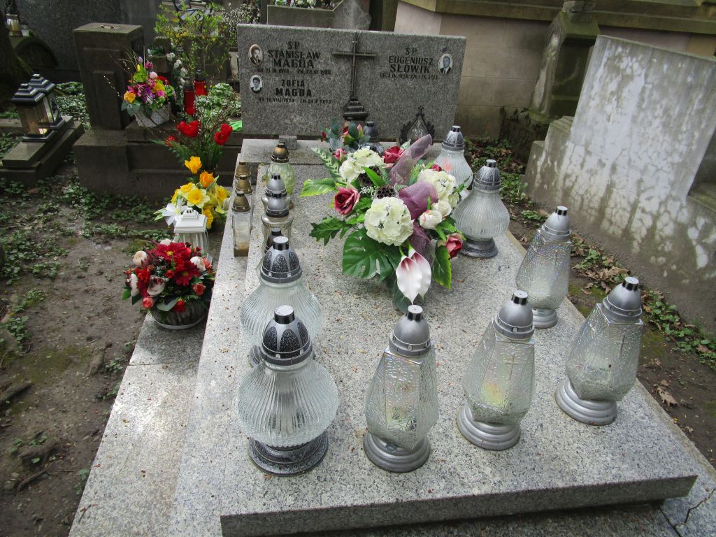 Eugeniusz Słowik 1938 Tarnów - Grobonet - Wyszukiwarka osób pochowanych