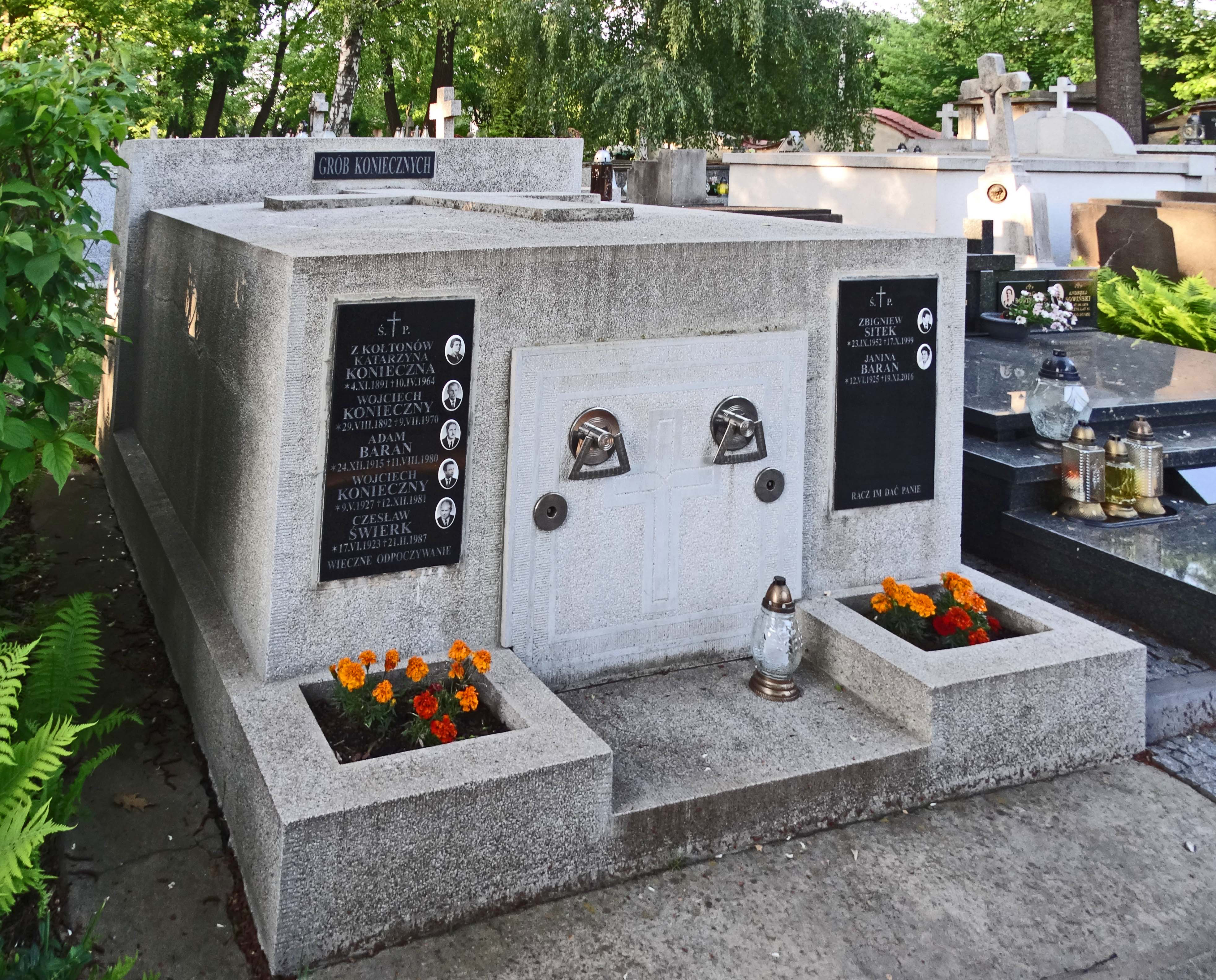 Adam Baran 1915 Tarnów - Grobonet - Wyszukiwarka osób pochowanych