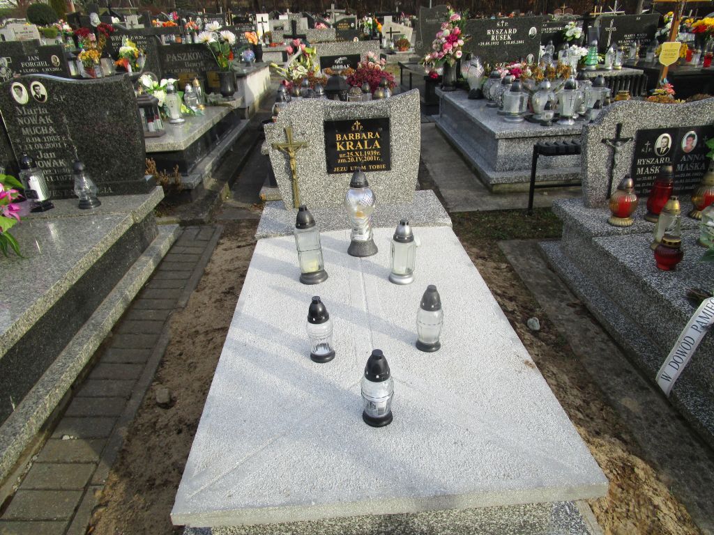 Barbara Krala 1939 Tarnów - Grobonet - Wyszukiwarka osób pochowanych