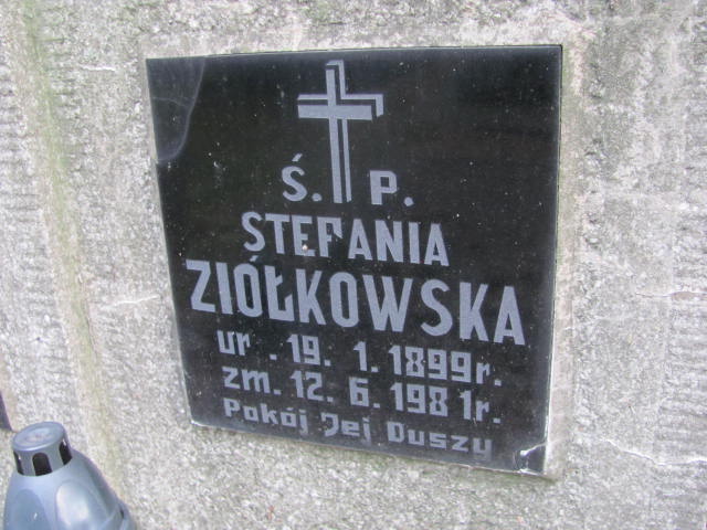 Stefania Ziółkowska 1899 Tarnów - Grobonet - Wyszukiwarka osób pochowanych