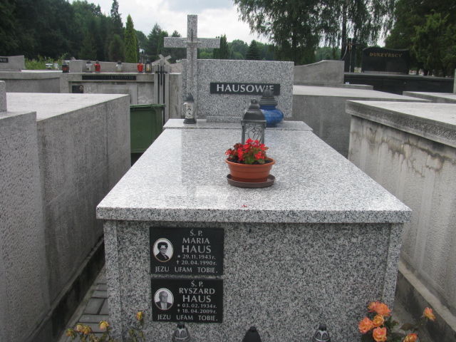 Grób Ryszard Haus