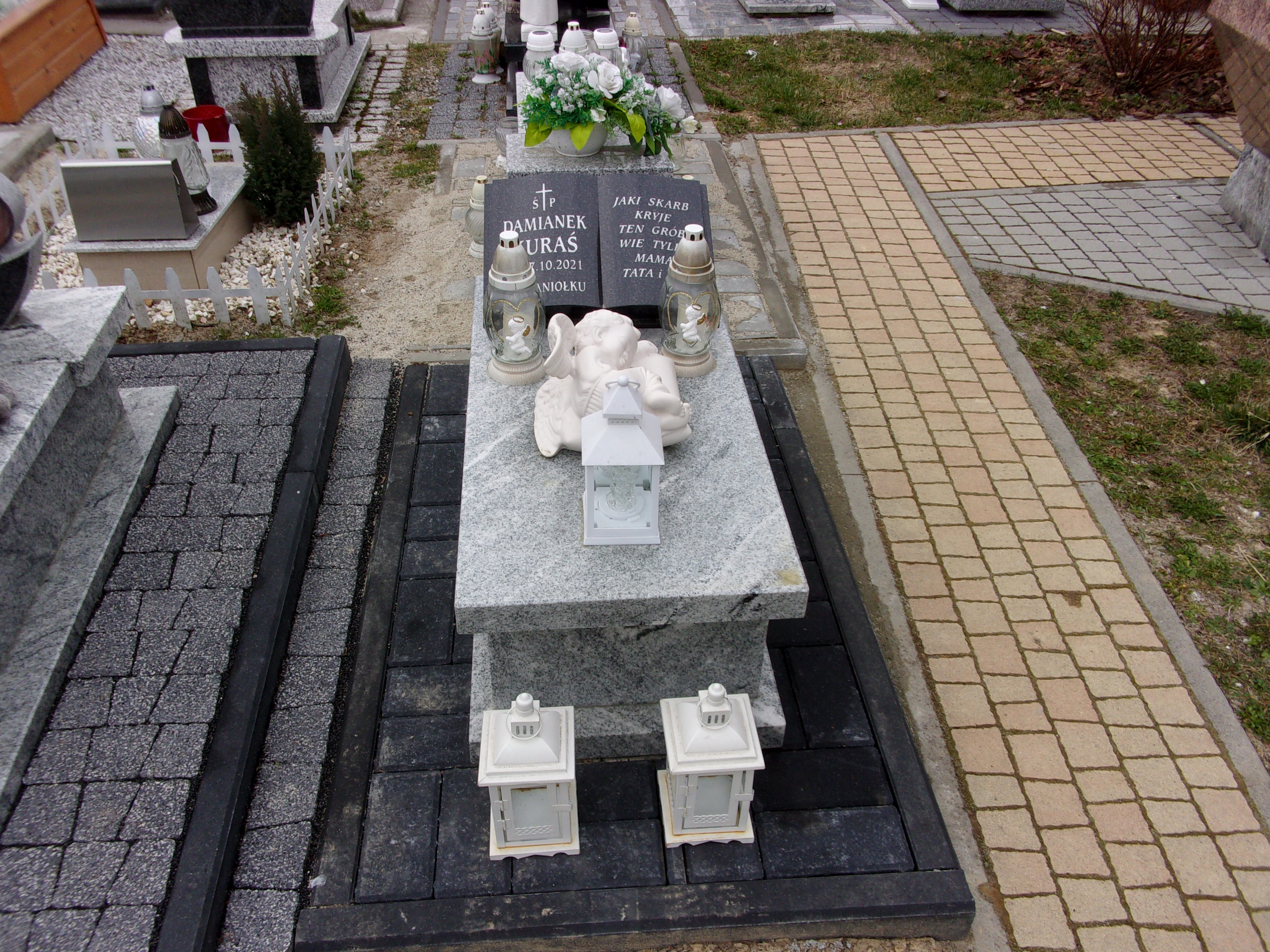Damian Kuraś 2021 Tarnów - Grobonet - Wyszukiwarka osób pochowanych