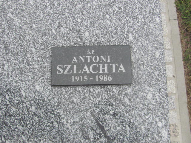 Antoni Szlachta 1915 Tarnów - Grobonet - Wyszukiwarka osób pochowanych