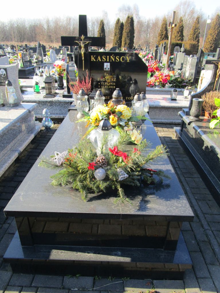 Tadeusz Kasiński  1926 Tarnów - Grobonet - Wyszukiwarka osób pochowanych