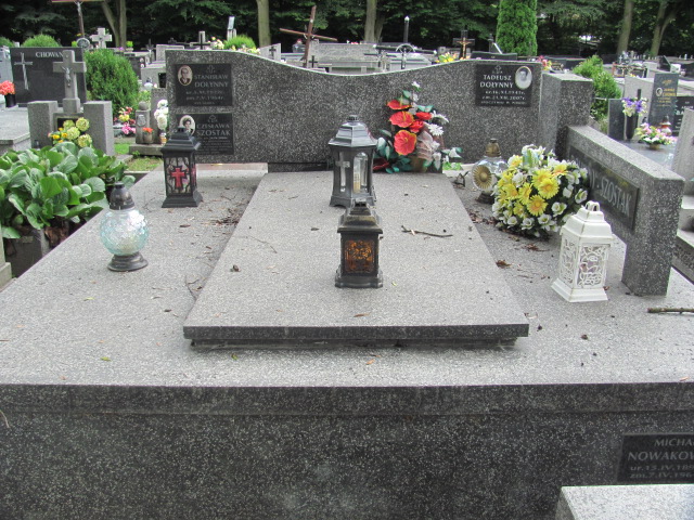 Grób Józef Dołynny