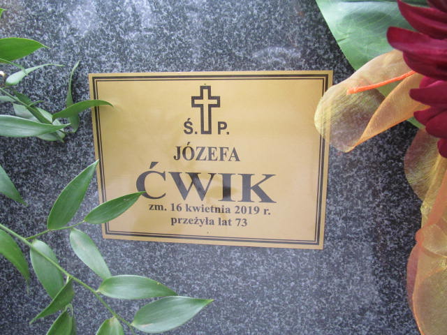 Józefa Ćwik 1945 Tarnów - Grobonet - Wyszukiwarka osób pochowanych