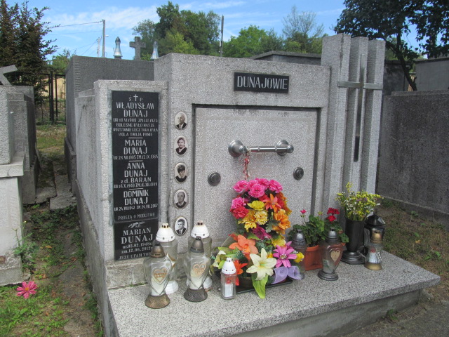 Grób Marian Dunaj
