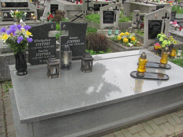 Grób Antoni Stepski